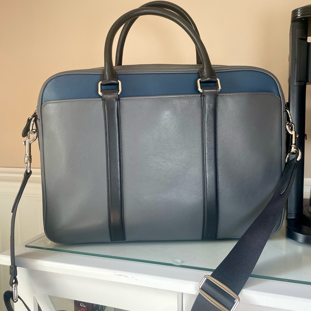 SOLD. Coach Perry Slim Briefcase # F56018 14. 5 L x 10.5 H - Picture 5 of 10
